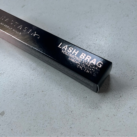 ANASTASIA Lash Brag Voluminous Mascara NIB NEW - Picture 7 of 9